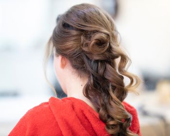 5 Simple And Quick Hairstyles For Working Women